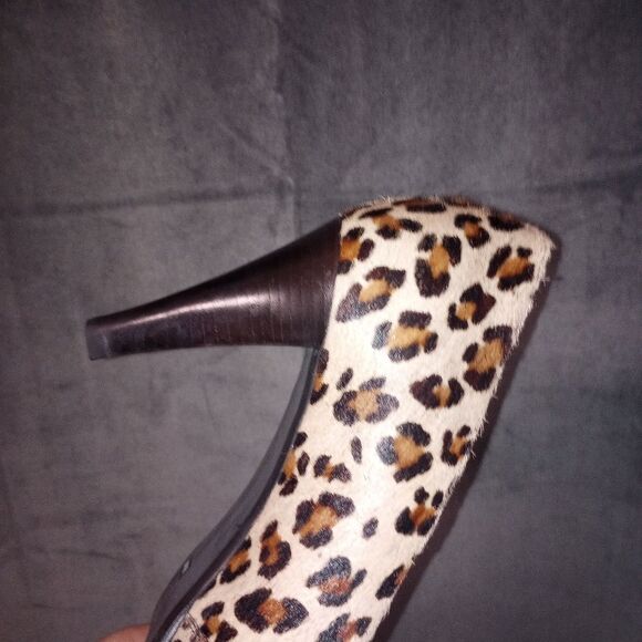 FRANCO SARTO Napoli Fur Cheetah Print 4 Inch Heels Size 9 EUC - Picture 4 of 7